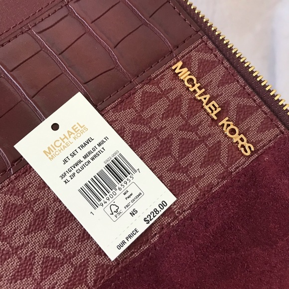 New! MICHAEL KORS WRISTLET CLUTCH - Picture 8 of 8